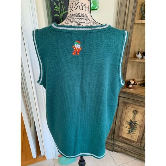 White Stag Skiing Snowman L Xmas Sweater Vest - Picture 2 of 7